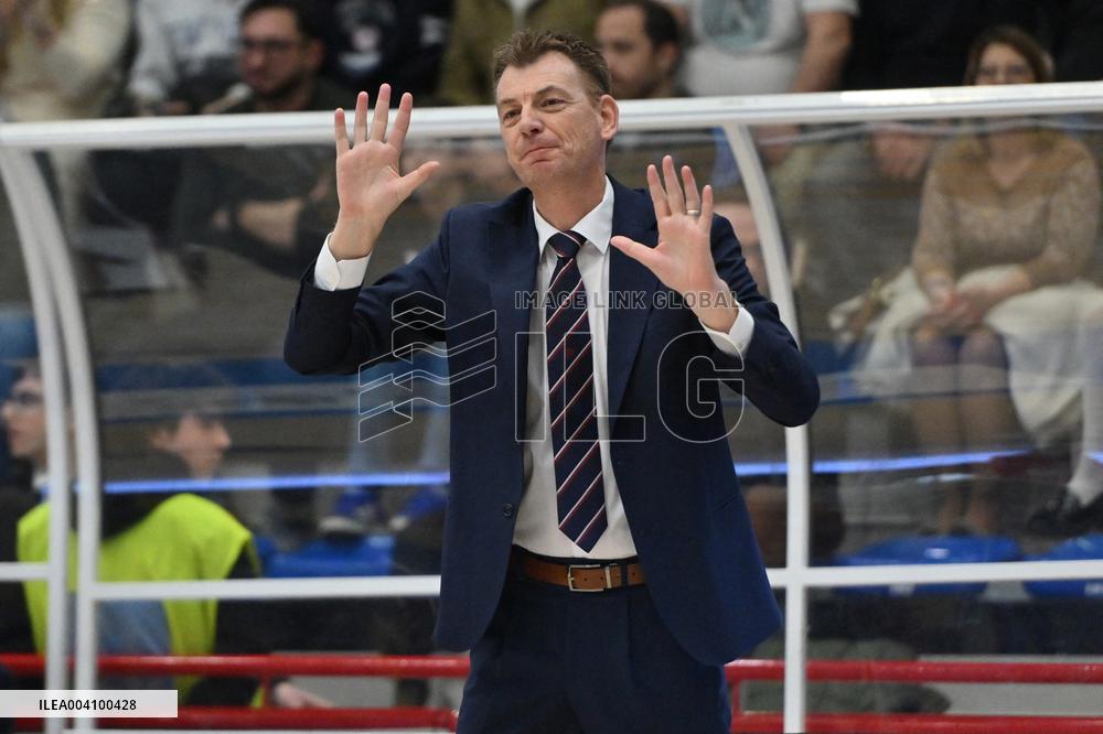 BASKET - Serie A - Napolibasket vs Estra Pistoia