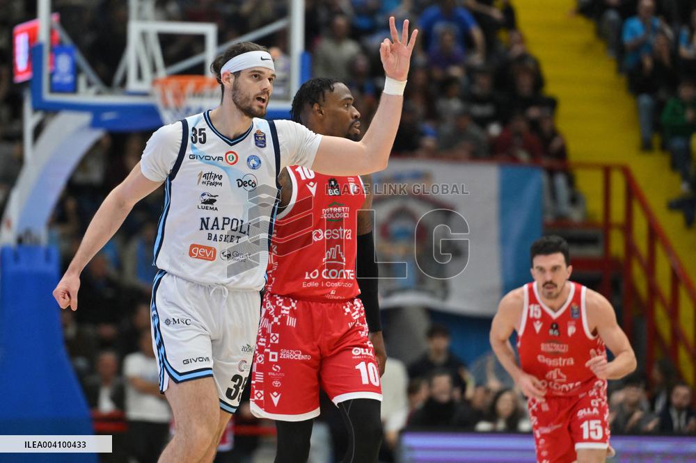 BASKET - Serie A - Napolibasket vs Estra Pistoia