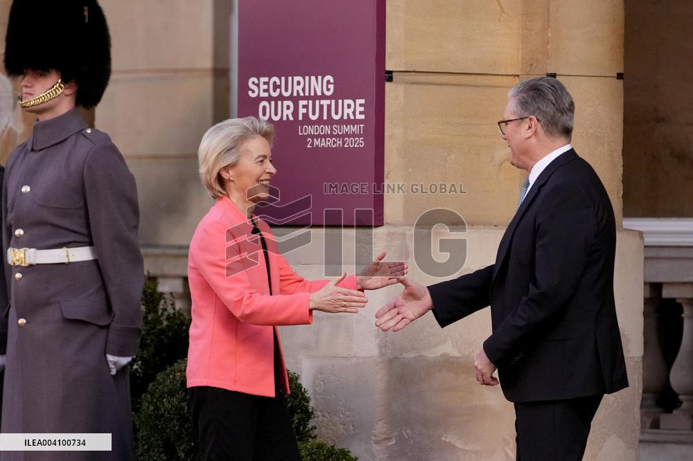 Arrivals at Summit on Ukraine - London