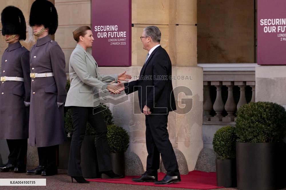 Arrivals at Summit on Ukraine - London