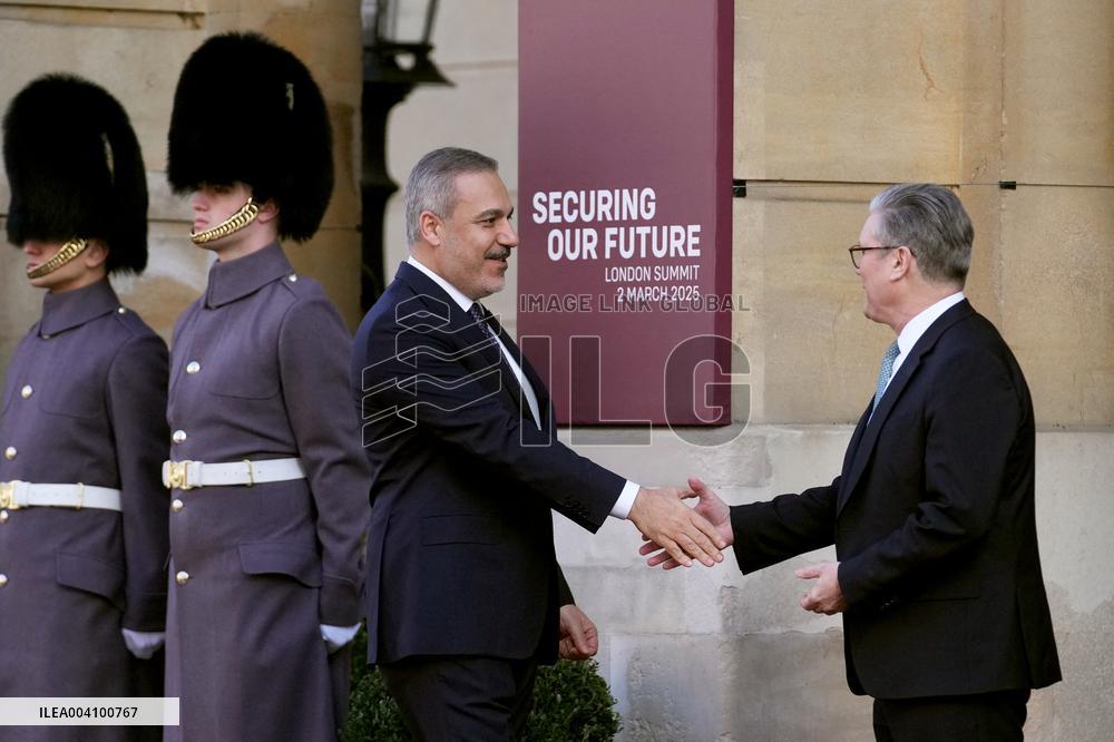 Arrivals at Summit on Ukraine - London