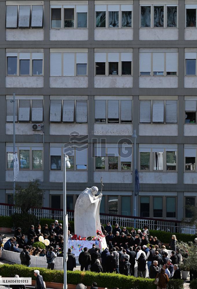 People Pray For Pope Francis at Gemelli Hospital - Rome