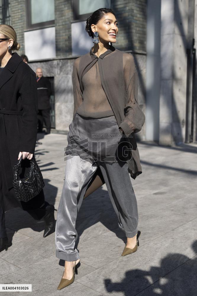 MFW - Giorgio Armani Arrivals