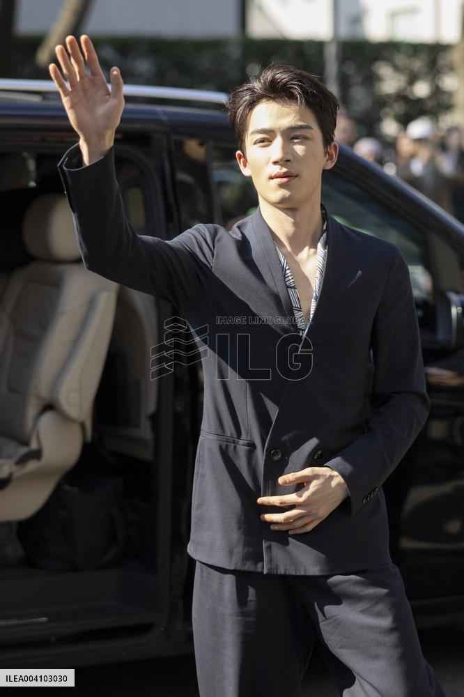 MFW - Giorgio Armani Arrivals