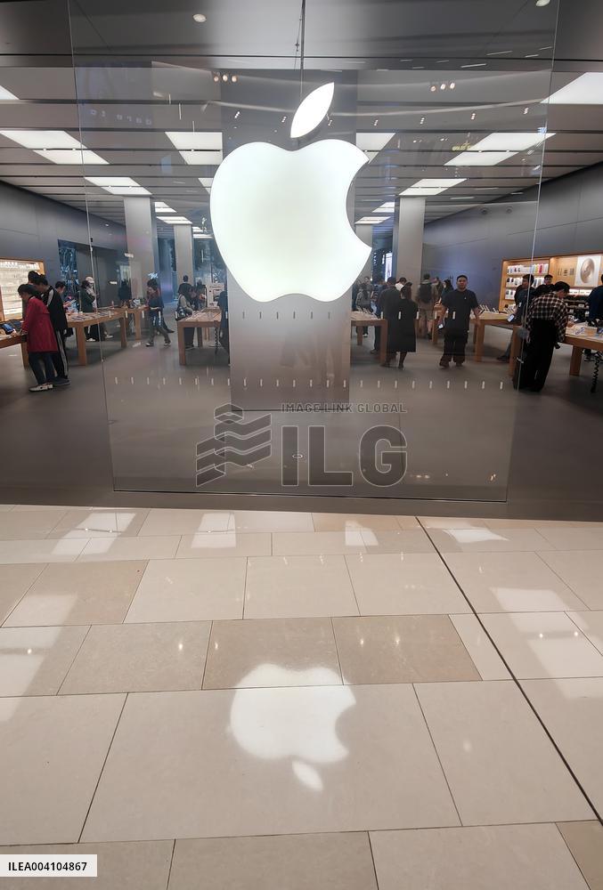 AI Smartphone iPhone 16e