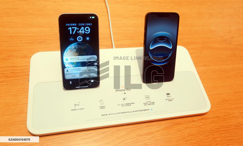 AI Smartphone iPhone 16e