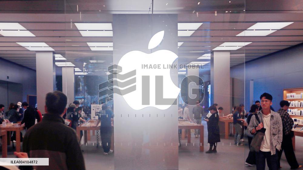 AI Smartphone iPhone 16e