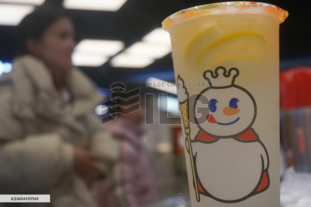 MIXUE Ice Cream & Tea Listed on the Hong Kong Stock Exchange