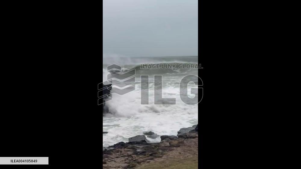 Australia: Queensland On Alert As Cyclone Alfred Approaches