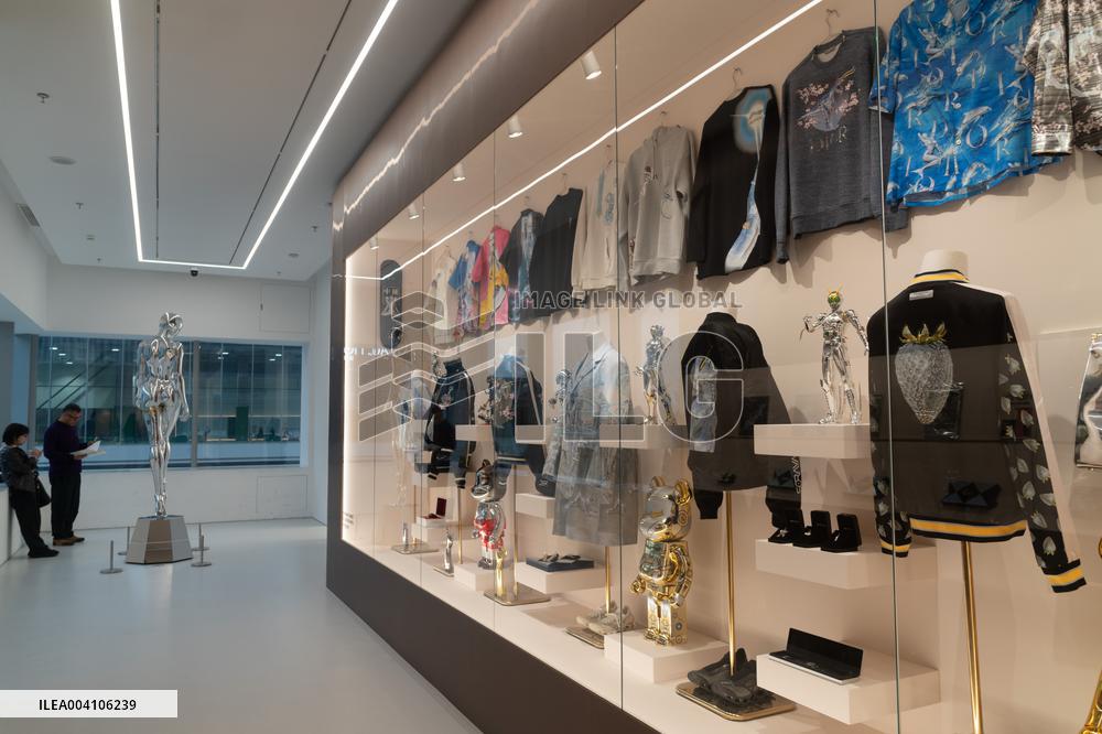 Japanese artist Hajime Sorayama's Solo Art Exhibition in Shangha