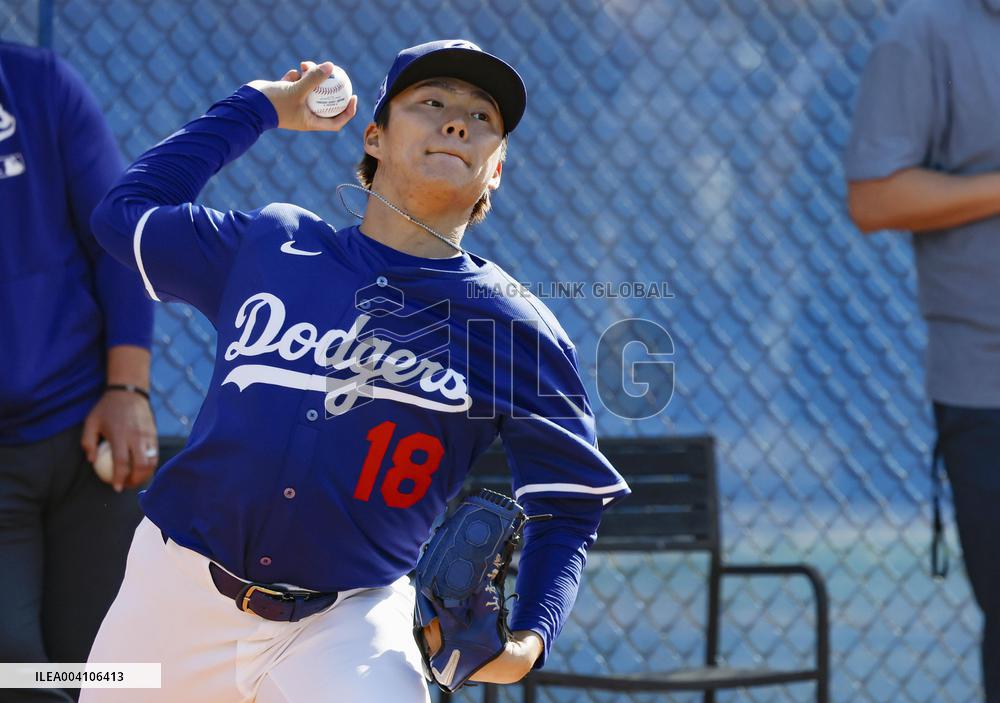 Baseball: MLB spring training