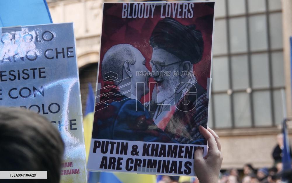 Demonstration for Ukraine in Piazza Mercanti in Milan