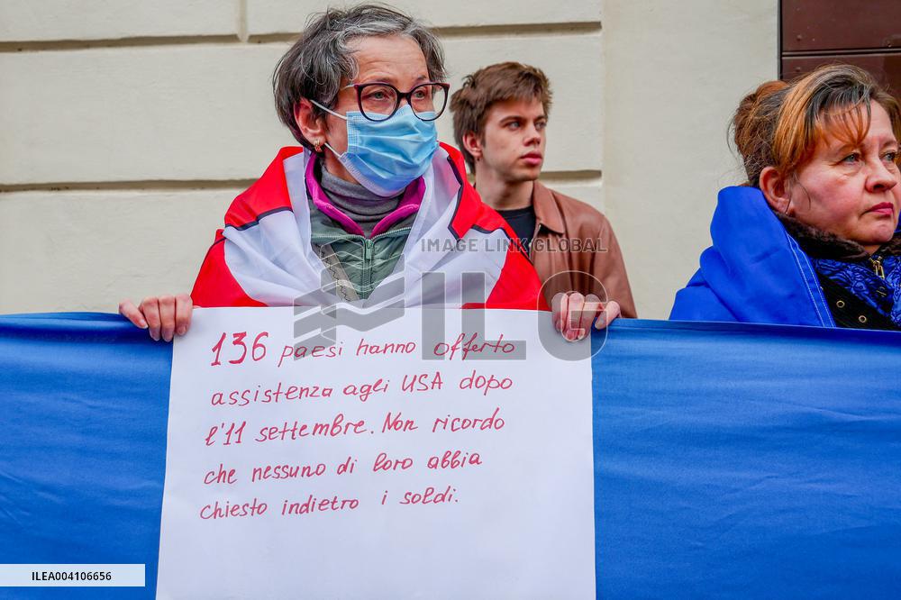 Demonstration for Ukraine at Holy Apostles