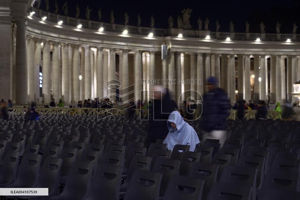 Rosary Prayer for Pope Francis' Health - Vatican