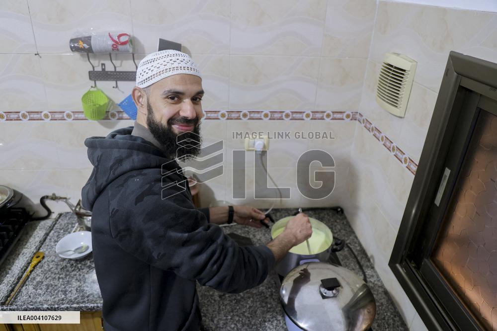 First Ramadan With Family After 22 Years In Prison - West Bank