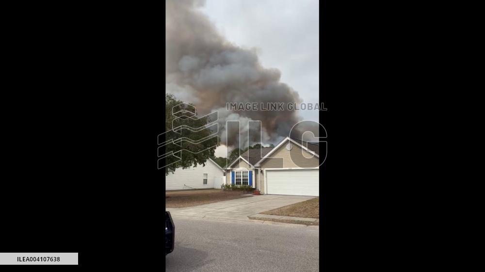 US: Carolina Forest Fire Grows As South Carolina Battles Wildfires 4