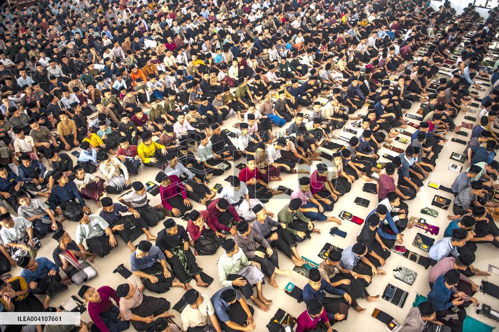 The Tadarus Worship of Ramadan - Indonesia