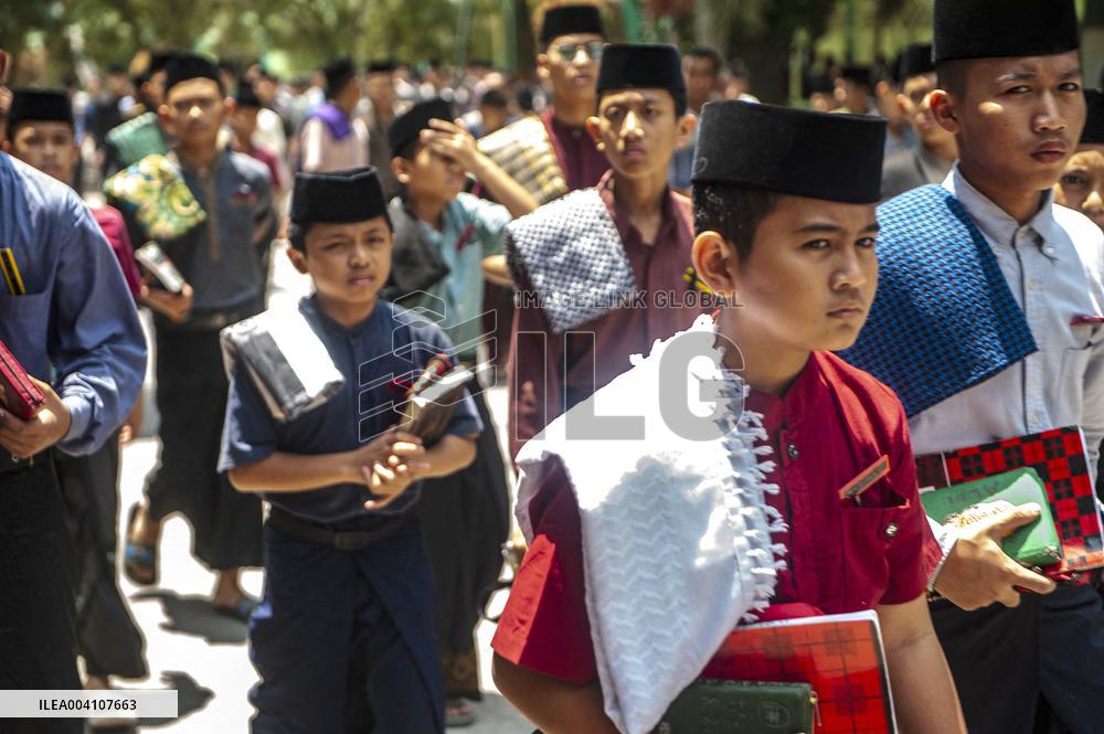 The Tadarus Worship of Ramadan - Indonesia