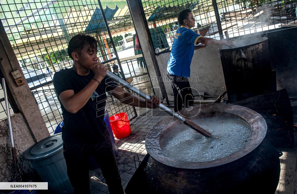 Ramadan's Togetherness And Solidarity - Indonesia