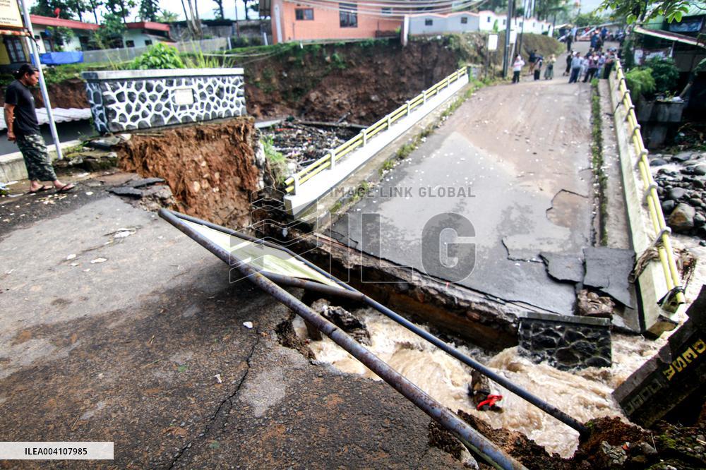 Heavy Rain And Floods Aftermath - Indonesia