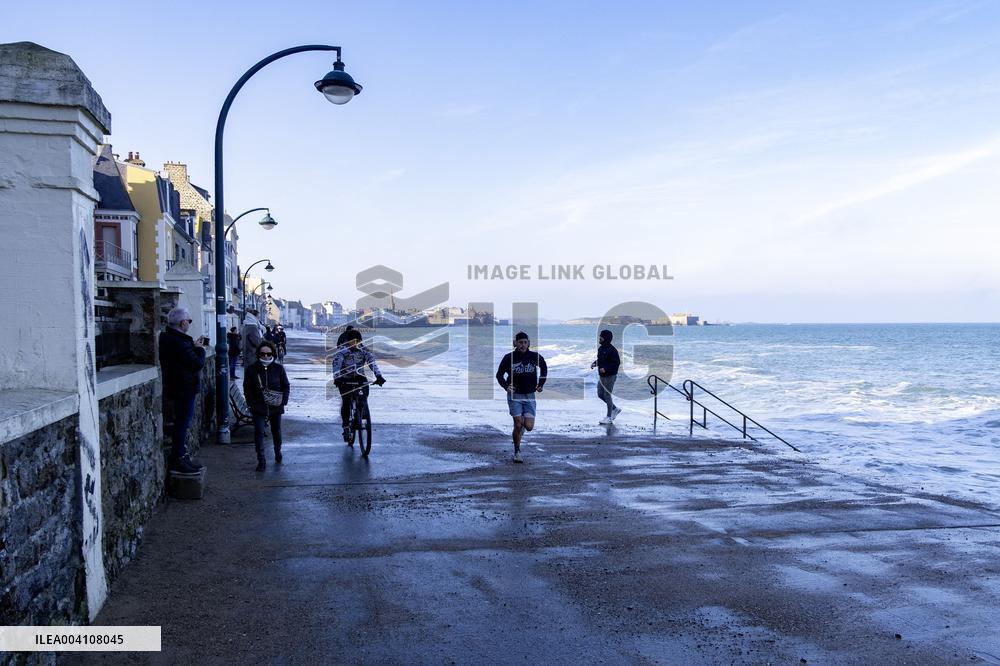 Saint Malo High Tides and Flood Risk
