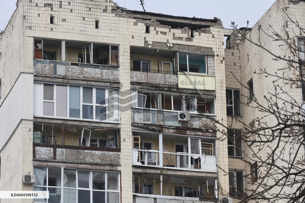 Response effort to Russian drone strike in Kharkiv