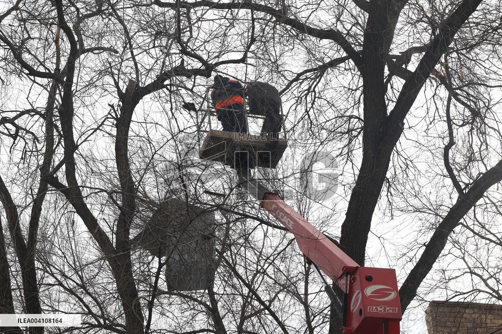 Response effort to Russian drone strike in Kharkiv