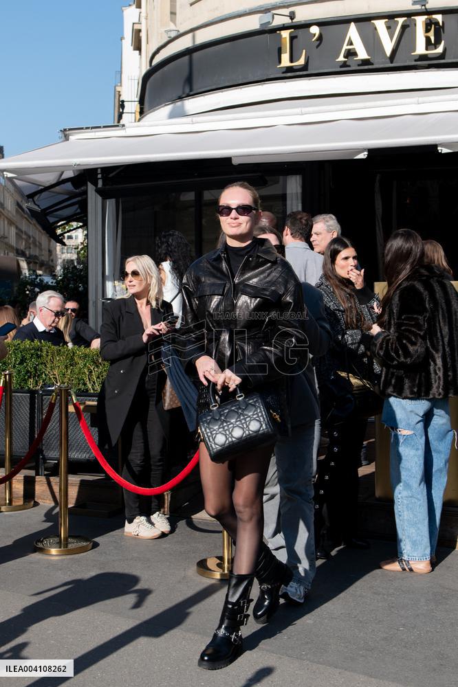 PFW - Romee Strijd  At L'Avenue Restaurant