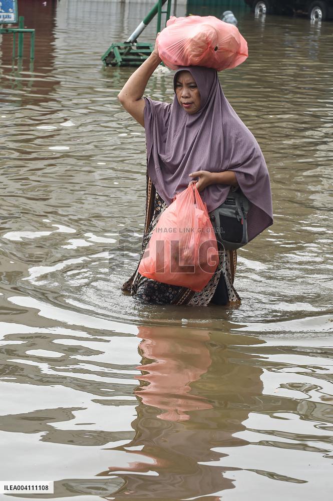 Hundreds Evacuated As Torrential Rains Flood Indonesia