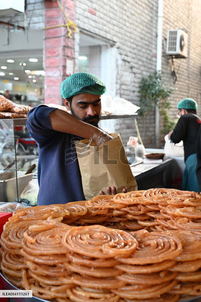 Inflation Drops To Lowest In Nearly A Decade In Pakistan