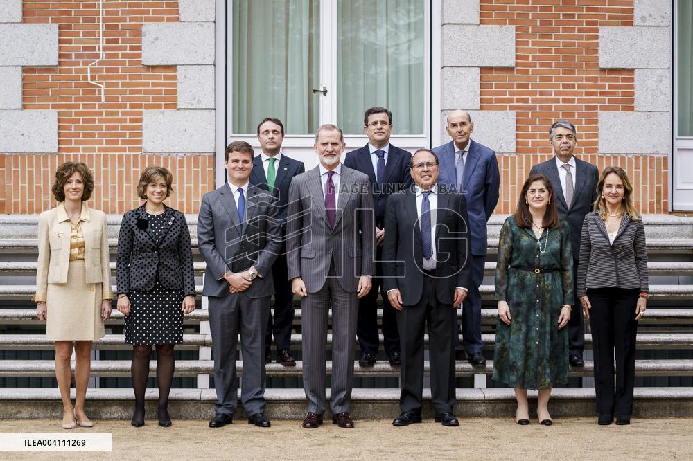 King Felipe receives the Board of Directors of the Association of Court Clerks of the Spanish Parliament - Madrid