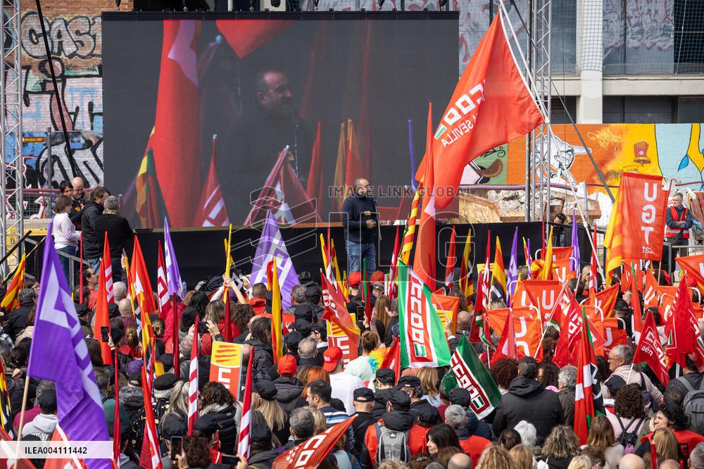 Demonstration For The Reduction Of Working Hours - Barcelona