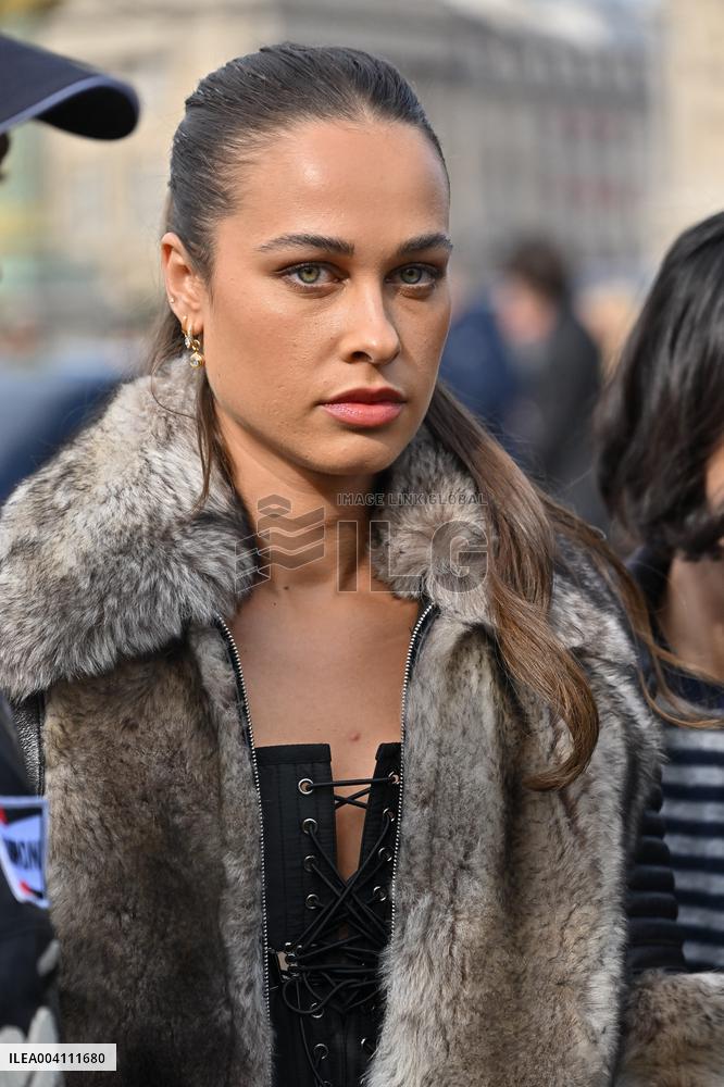 PFW Dior Outside Arrivals