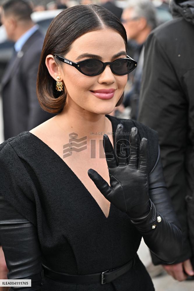 PFW Dior Outside Arrivals