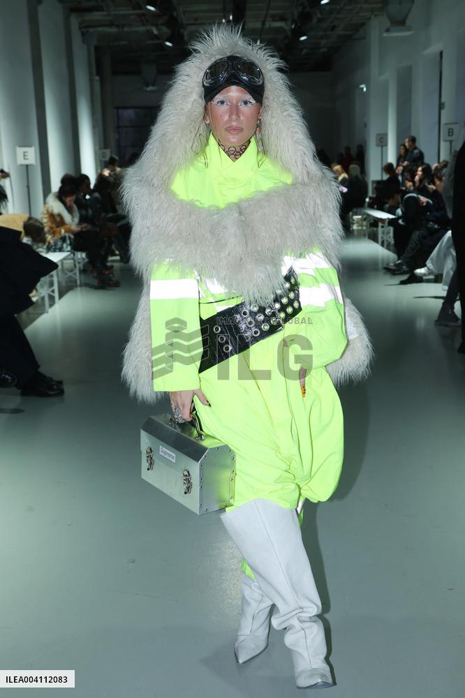 PFW - Maitrepierre Front Row