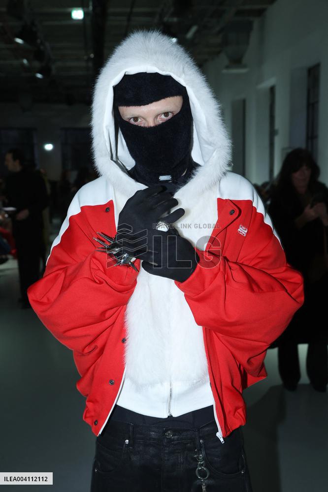 PFW - Maitrepierre Front Row