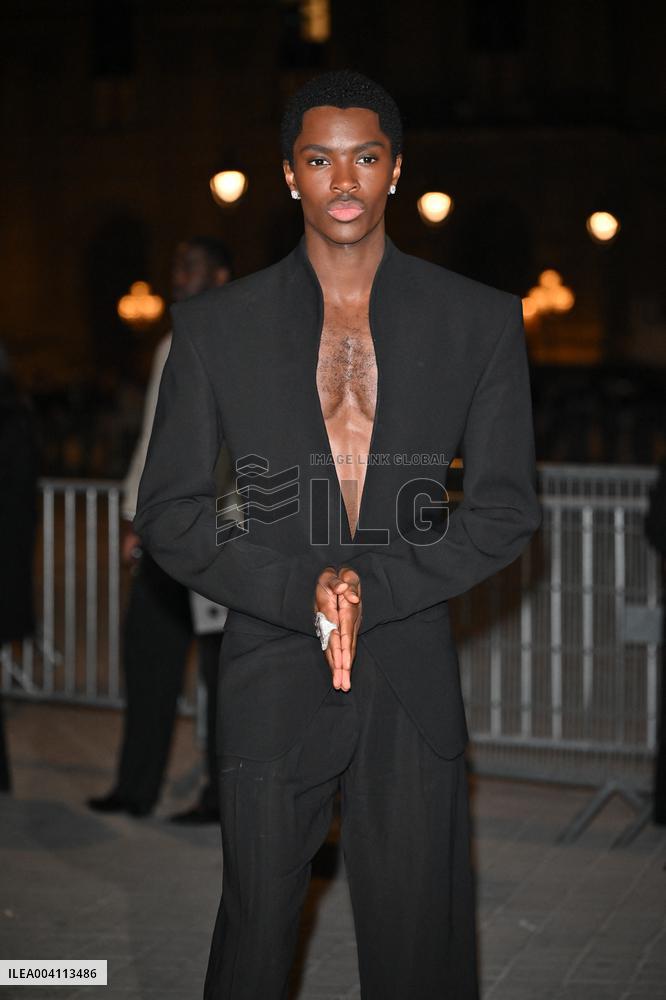 PFW Le Grand Diner De Louvre Outside Arrivals