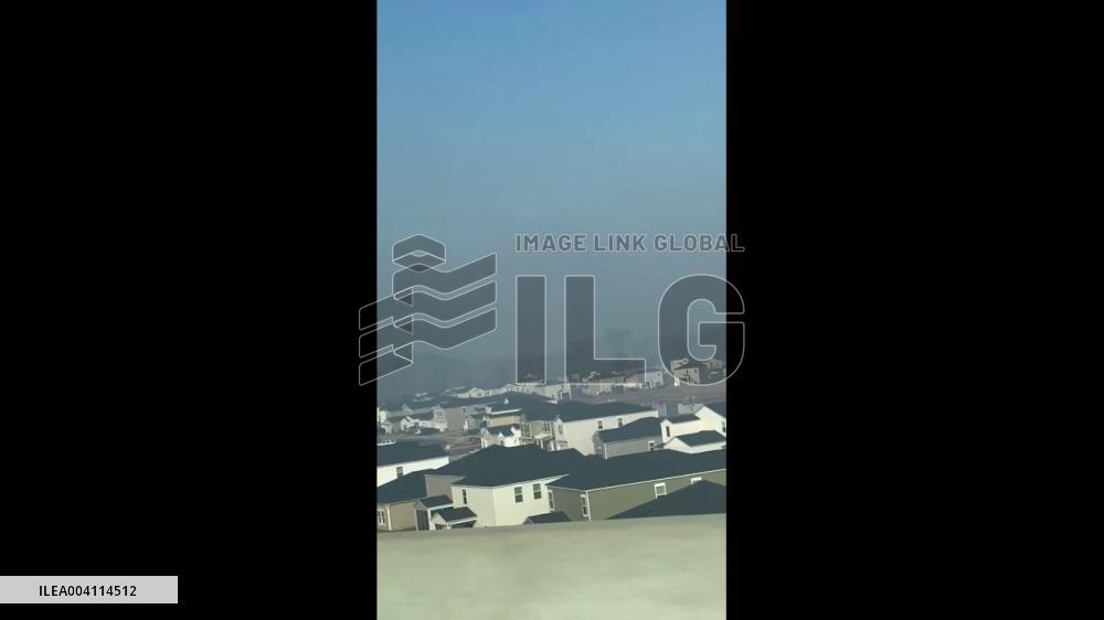 US: Myrtle Beach Engulfed in Smoke as Carolina Forest Wildfire Rages