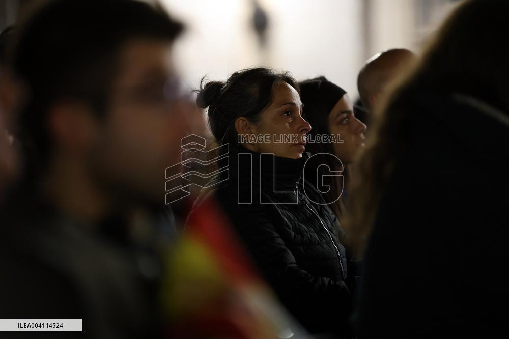 Religion: Cardinal Arthur Roche leads the recitation of the Holy Rosary for Pope Francis on March 04, 2025