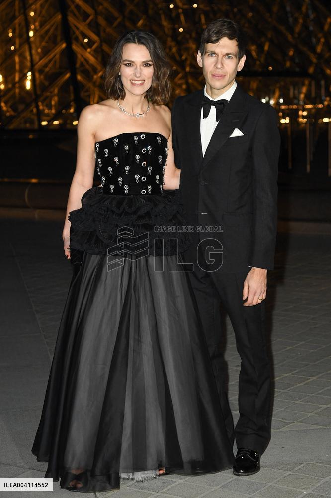 PFW Le Grand Diner du Louvre Arrivals Photocall