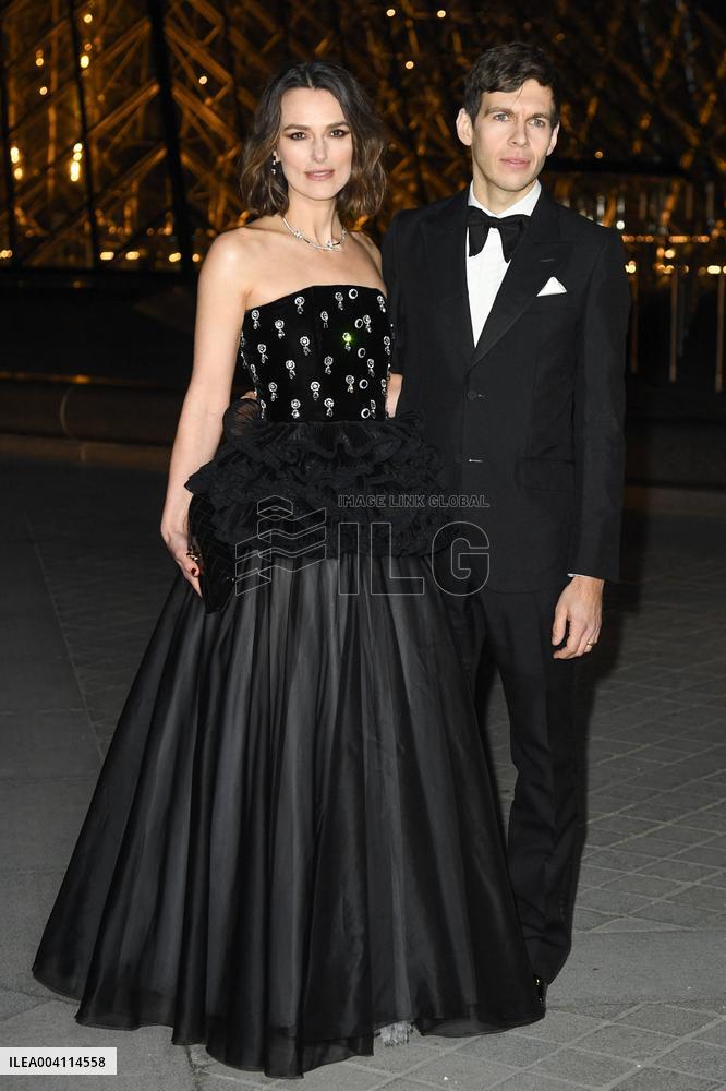 PFW Le Grand Diner du Louvre Arrivals Photocall