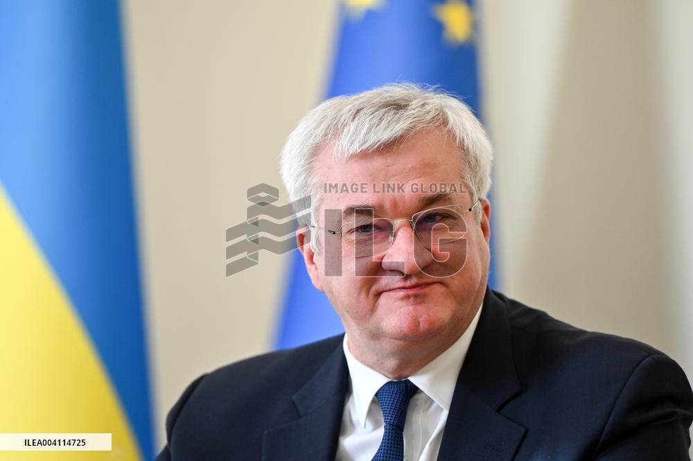 Joint press conference by Andrii Sybiha and Dominique Hasler in Lviv