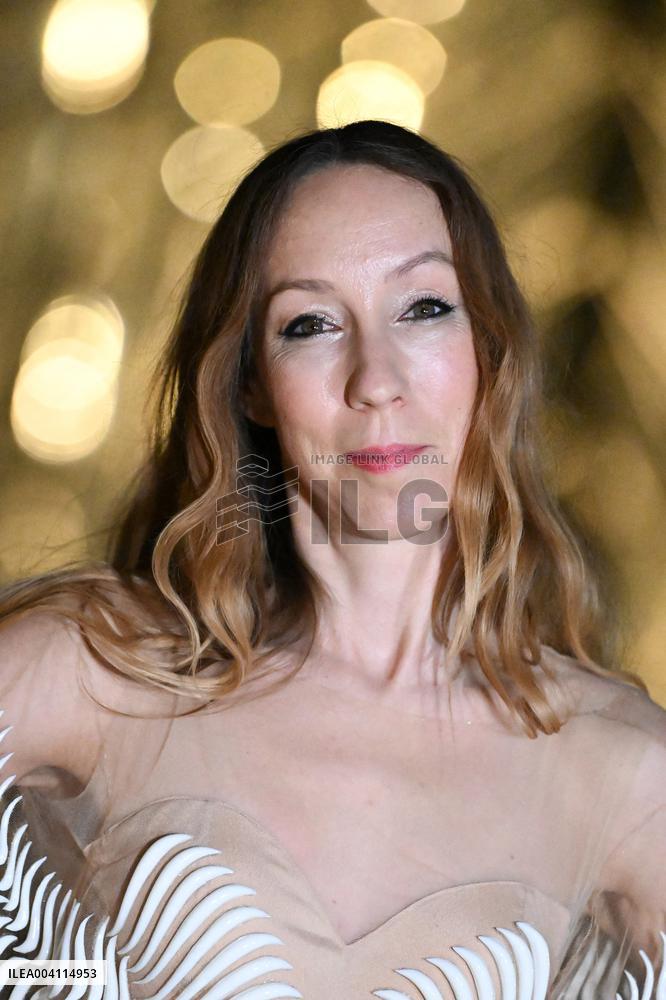 PFW Le Grand Diner du Louvre Arrivals Photocall