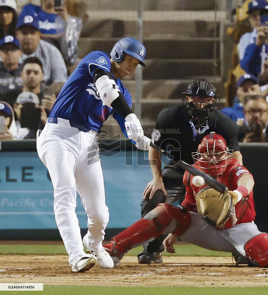 Baseball: MLB spring training