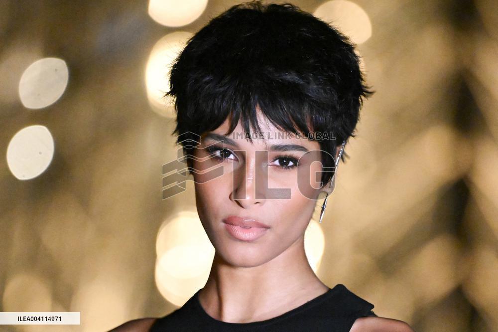 PFW Le Grand Diner du Louvre Arrivals Photocall