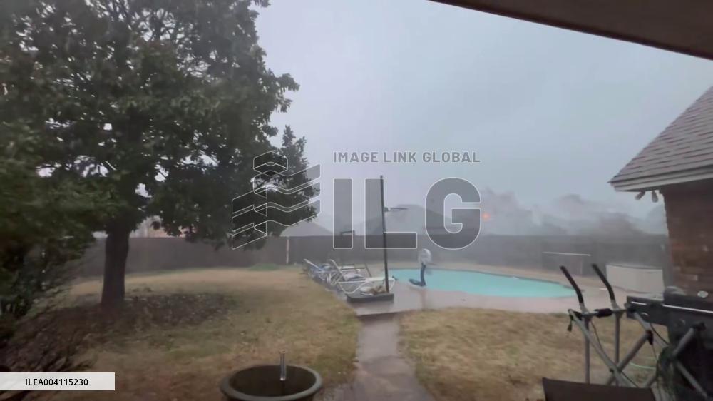 US: Tornado-Producing Storm Strikes Northwestern Louisiana, Causing Damage and Power Outages