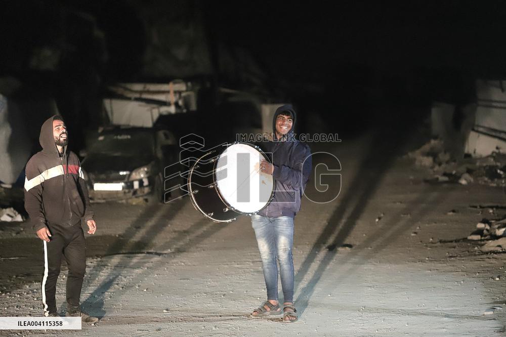 Palestinian Musaharati Keeps Ramadan Tradition Alive - Beit Lahia