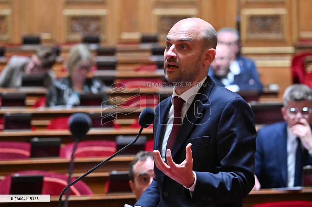 Government Statement On Situation In Ukraine And Security In Europe - Paris