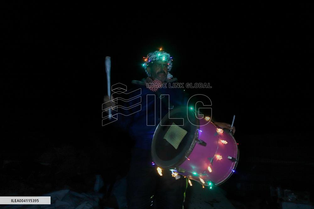 Palestinian Musaharati Keeps Ramadan Tradition Alive - Beit Lahia