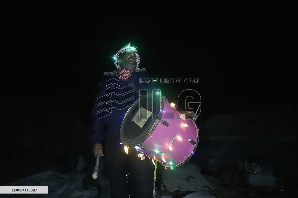 Palestinian Musaharati Keeps Ramadan Tradition Alive - Beit Lahia